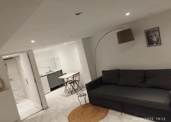 A Proche Cv Et Marche De Noel De Strasbourg * Eckbolsheim